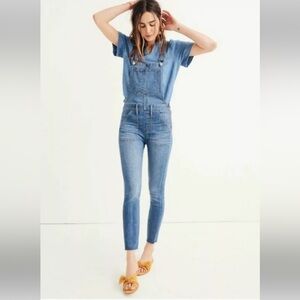 Madewell Womens Skinny Overalls in Kemp Wash Frayed Hem Sz S